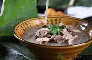 羊汤吃瓜,夏日养生新风尚